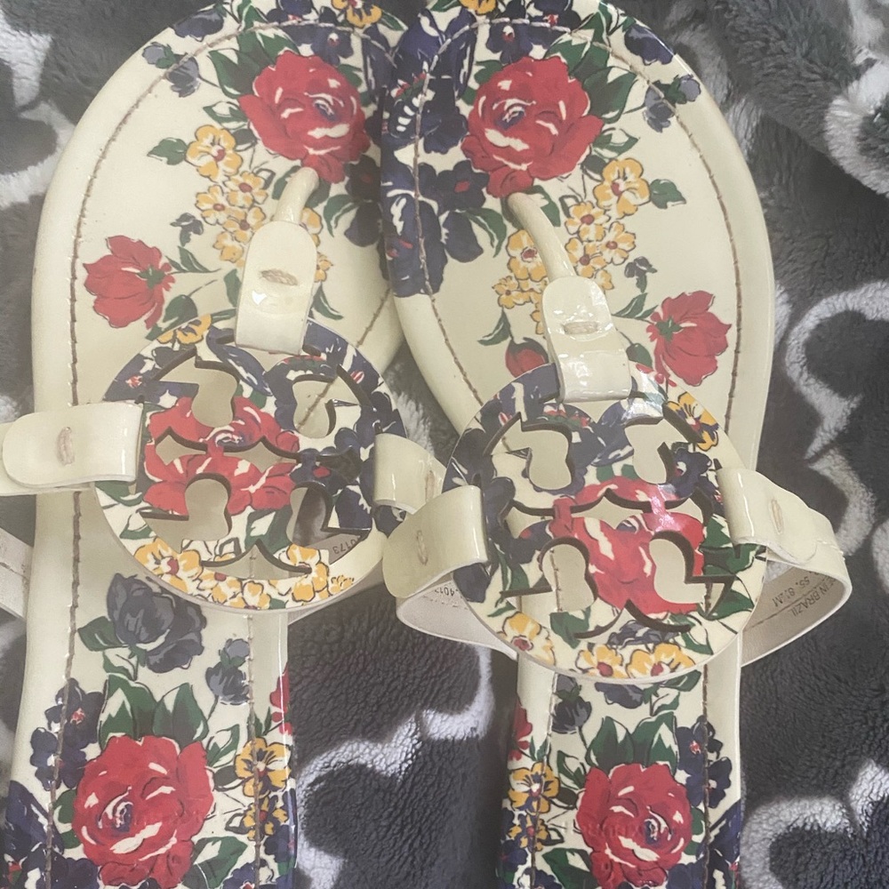 Tory Burch Tea Rose